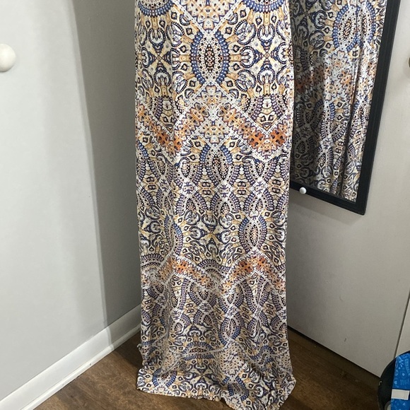 CYNTHIA ROWLEY FOR SAKS MAXI DRESS W/BUILT IN BRA RACERBACK STYLE WITH CUT OUT - Picture 6 of 10